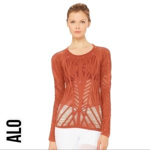 NWT ALO Yoga Wanderer Long Sleeve Cutout Top S